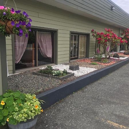 Airport Inn Port Hardy Dış mekan fotoğraf